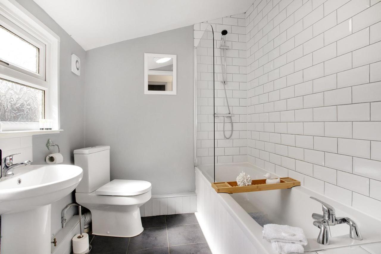 Elegantly 2-Bedroom In Ashington, Sleeps 3 Ашингтон Экстерьер фото