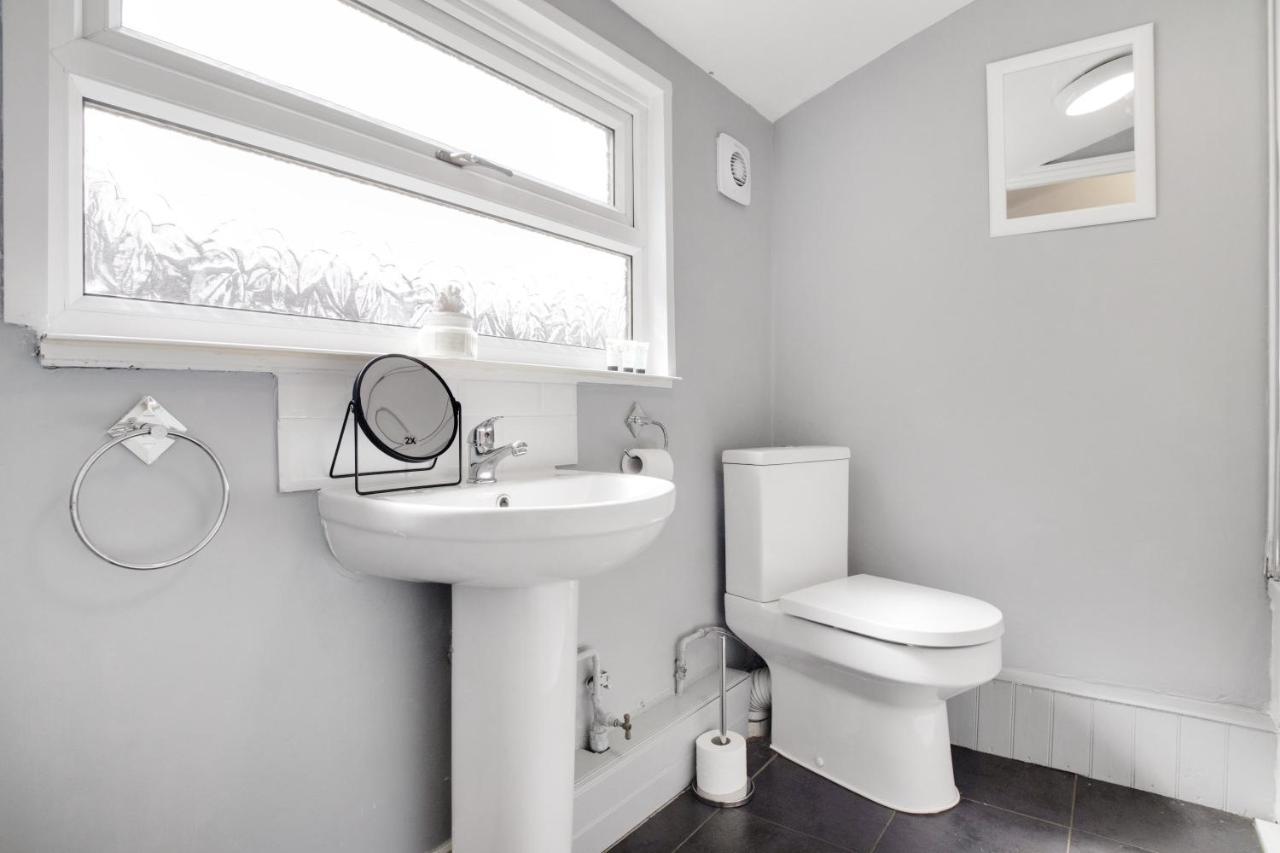 Elegantly 2-Bedroom In Ashington, Sleeps 3 Экстерьер фото